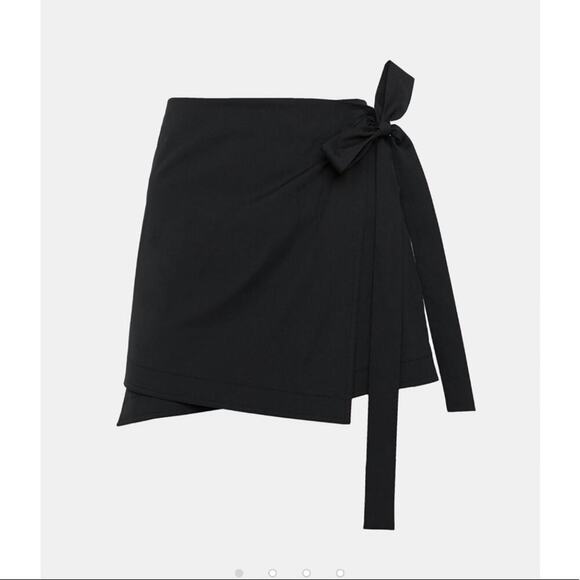 Theory Black Cotton Wrap Tie Skirt in Black. - Picture 6 of 8